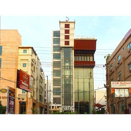Hotel D Grand, Bareilly Bagian luar foto
